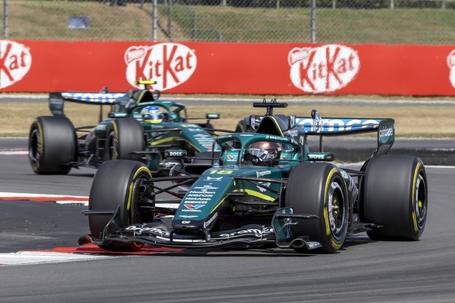 Fernando Alonso no Aston Martin