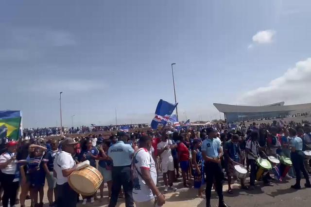Milhares de adeptos à espera de Cabo Verde no regresso dos Tubarões Azuis
