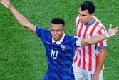Kylian Mbappé deu o triunfo a França sobre o Paraguai, nos oitavos de final do Mundial