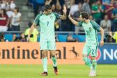 Cristiano Ronaldo com Cédric no Euro 2016