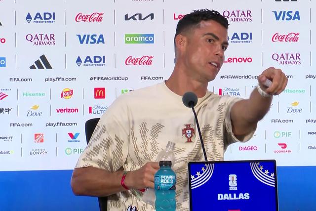 «Não sou o mesmo jogador que era, mas continuo a fazer golos»