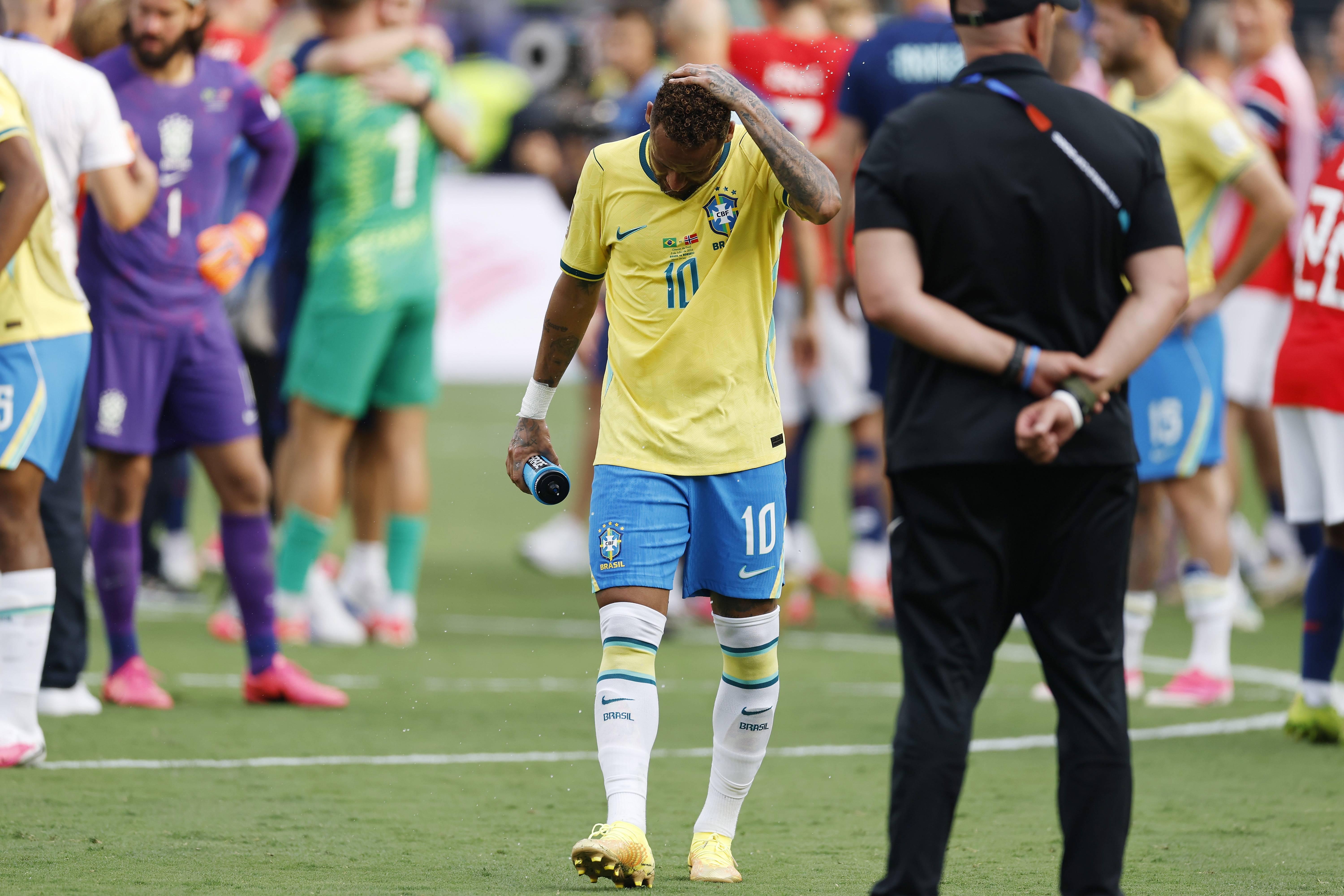 Neymar desolado após eliminação do Brasil no Mundial 2026