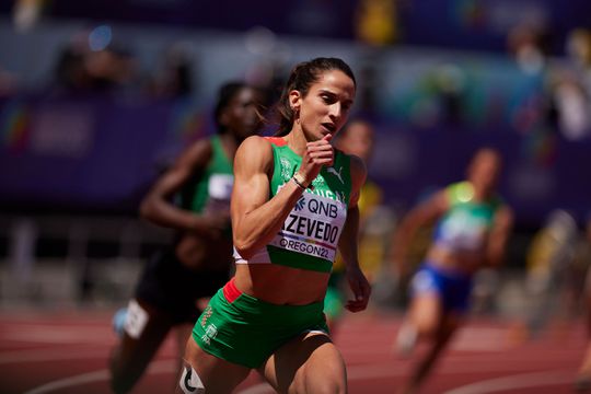 Paris 2024: Cátia Azevedo em último na qualificação dos 400 metros