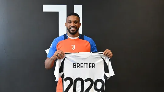 Oficial: Bremer renova com a Juventus até 2029