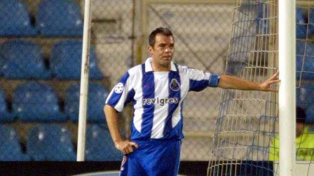 «É um orgulho ser capitão desta equipa»: FC Porto recorda palavras de Jorge Costa