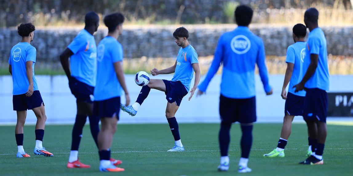 Jovens dragões preparam a entrada em cena em mais uma edição do segundo escalão nacional (Foto: FC Porto)