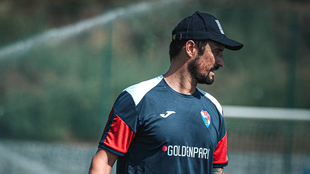 César Peixoto recebe muitos elogios do antigo colega e amigo Nico Gaitán (Foto: Gil Vicente)