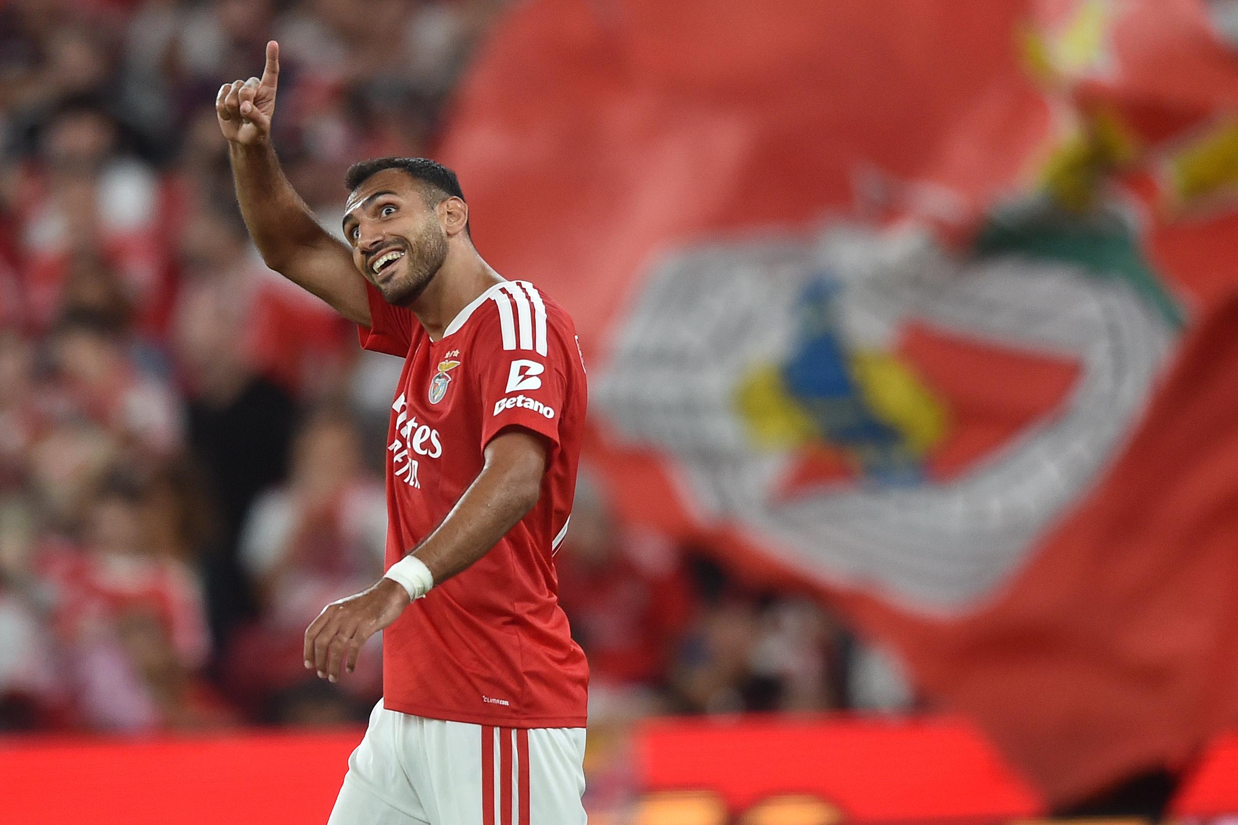 Benfica, de Pavlidis, defronta esta quinta-feira, 6 de agosto, o Hearts - Foto: MIGUEL NUNES
