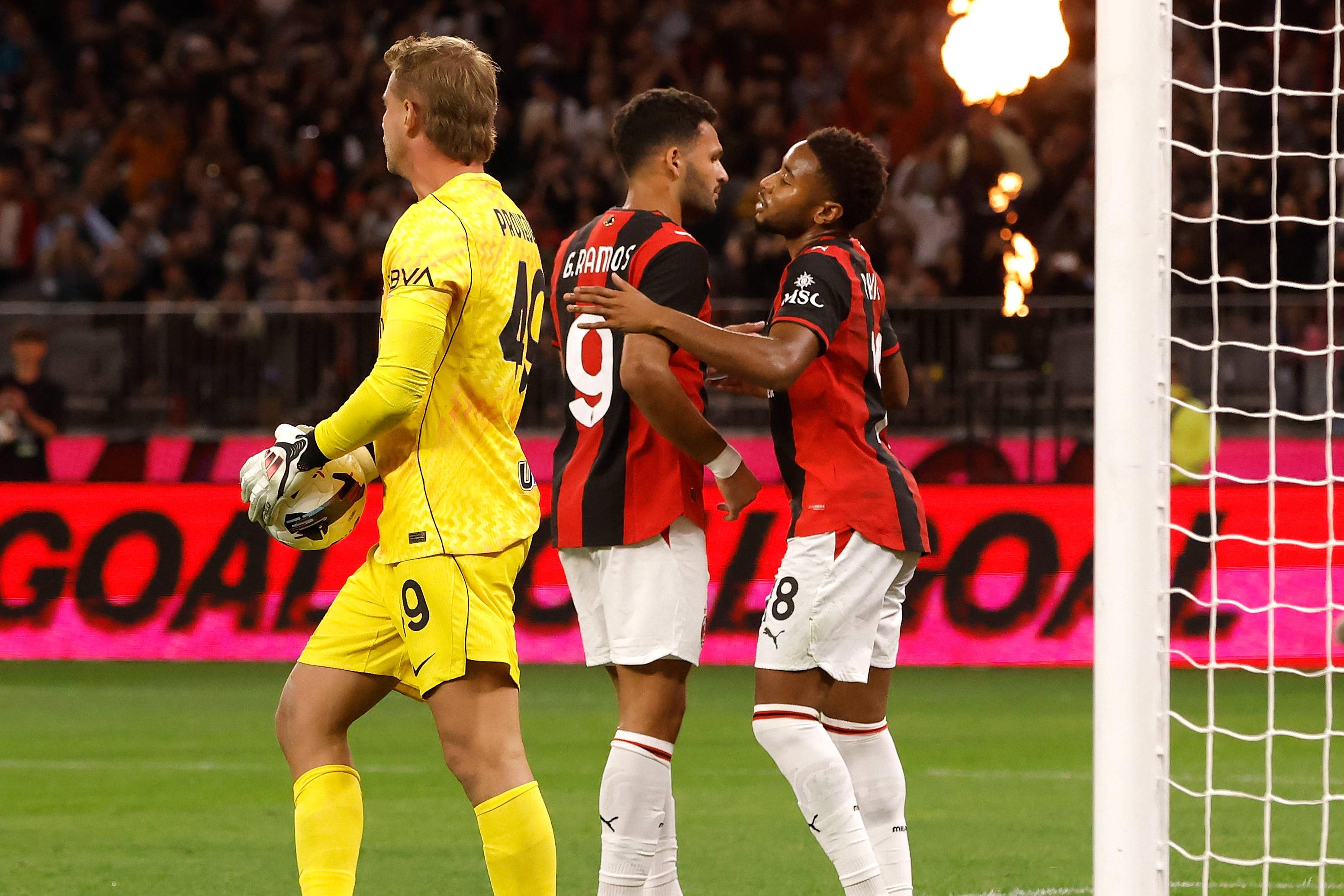 Gonçalo Ramos festeja com Nkunku