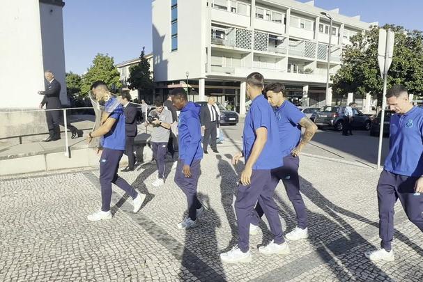 FC Porto em peso na missa de um ano de Jorge Costa