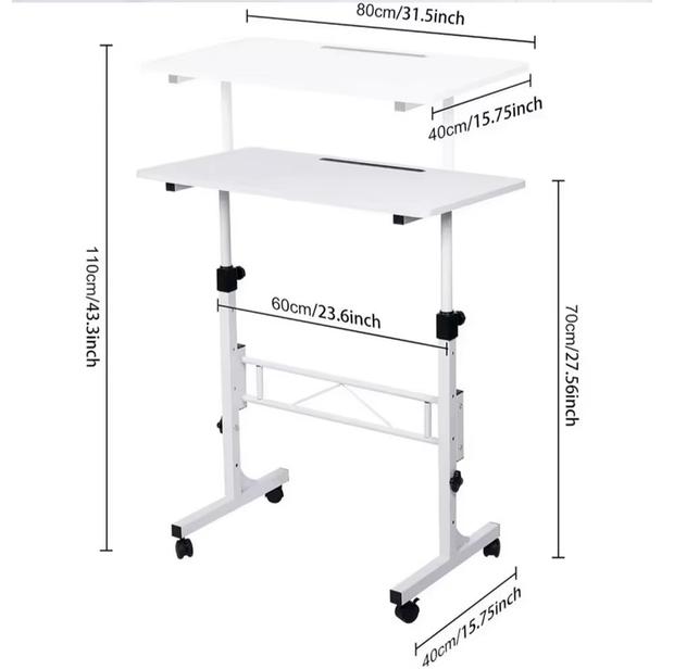 Diagrama técnico de uma mesa de trabalho móvel, detalhando as suas dimensões.