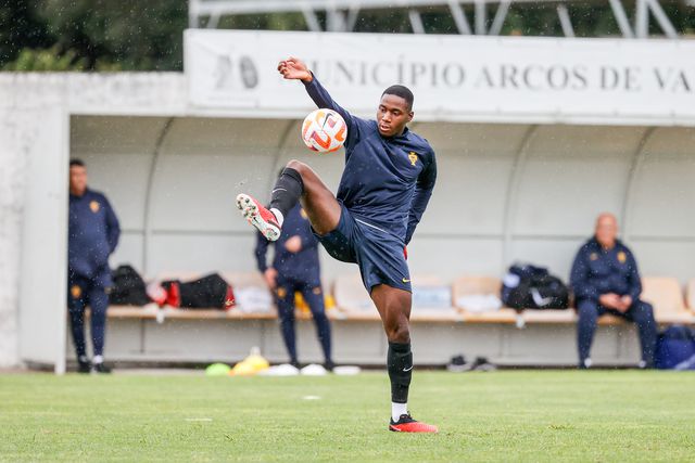 Aos 18 anos nos sub-21: Dário Essugo explica porquê