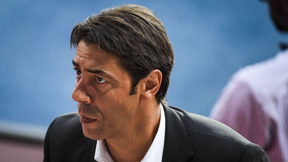 Benfica: Assembleia Geral arranca com discurso de Rui Costa