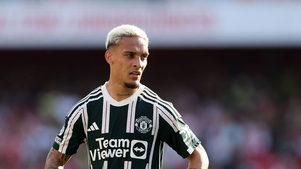 Manchester United toma nova posição sobre Antony