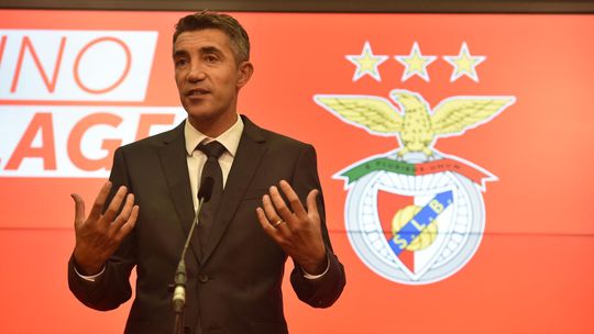 Benfica: Ricardo Rocha integra equipa técnica de Bruno Lage