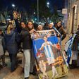 Adeptos argentinos deixam (e cantam) mensagens a Di María antes da homenagem