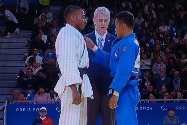 Judoca Miguel Vieira ganha diploma em Paris 2024