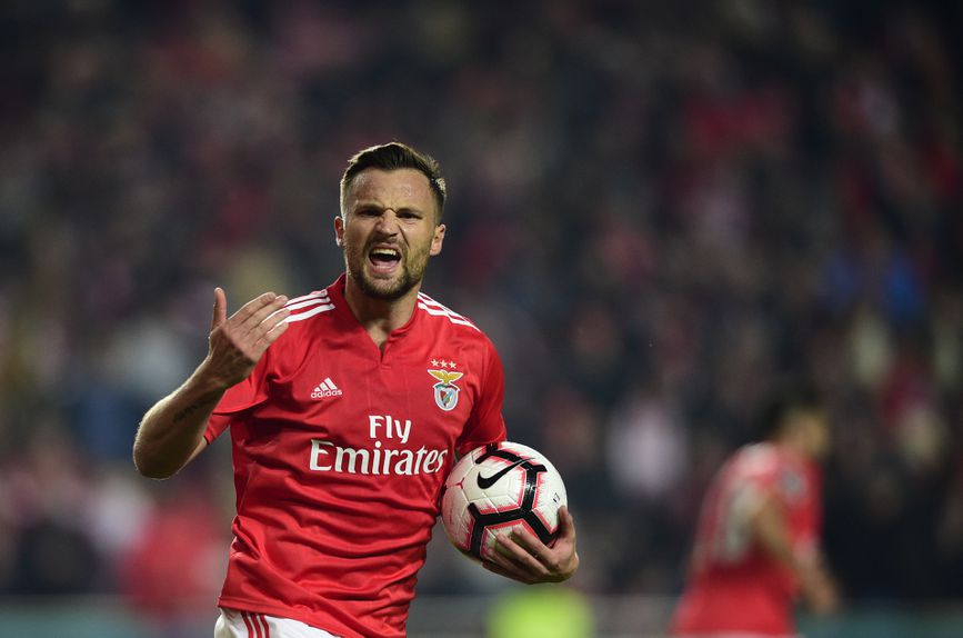 Seferovic a celebrar um dos 74 golos pelo Benfica