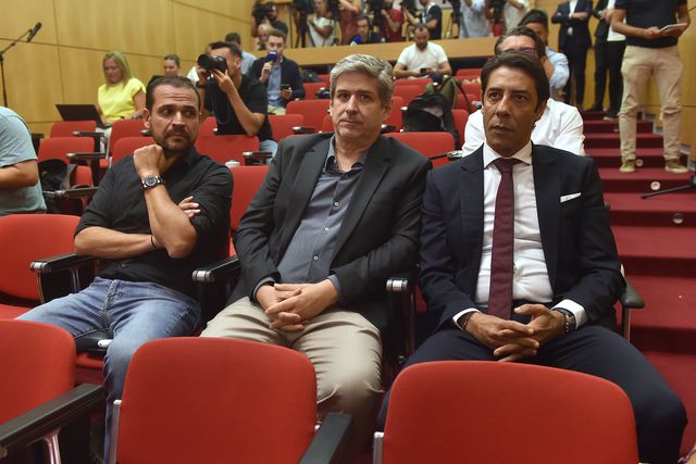 Se o problema do Benfica fosse só o treinador…