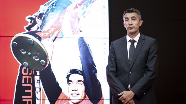 Lage comenta saídas de Neves, Neres e Marcos Leonardo: «Que clube consegue manter os melhores atletas?»