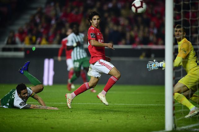 Ainda se lembra da estreia dramática de Bruno Lage no Benfica?