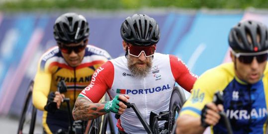 Luís Costa a 13 segundos do bronze no ciclismo de estrada