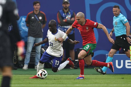 Roberto Martínez destaca Pepe: «Foi uma honra trabalhar com ele»