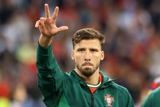 Arrepios por Diogo Jota e pensar jogo a jogo: tudo o que disse Rúben Dias