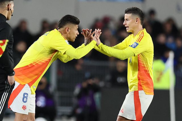 Colômbia, Uruguai e Paraguai carimbam passaporte para o Mundial