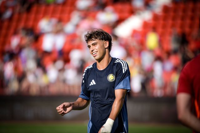 Félix no 11? «Acho que não, ainda tem que ganhar muito mais coisas»