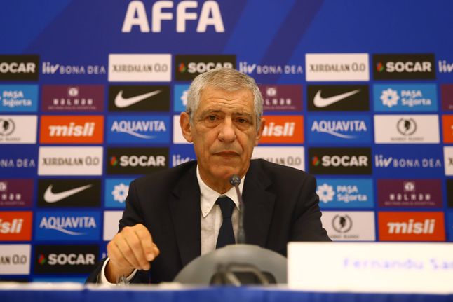 Fernando Santos em conferência de imprensa