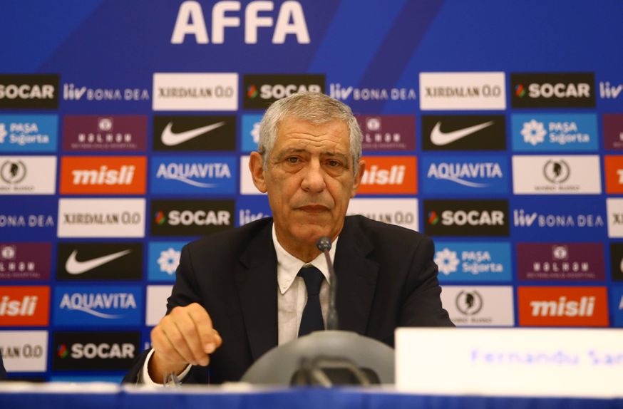 Fernando Santos em conferência de imprensa