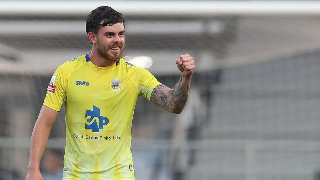 Extremo sul-americano apontou um dos golos do triunfo dos lobos (Foto: Luís Forra/LUSA)