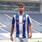 FC Porto: internacional jovem por Portugal assina contrato profissional