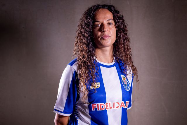 FC Porto oficializa contratação de internacional portuguesa