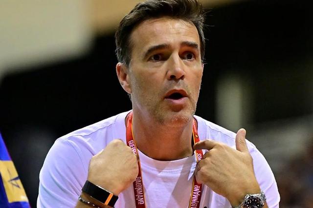Ricardo Costa contestou a arbitragem e depois de um cartão amarelo no início viu o vermelho    Fotografia RFEBM