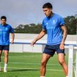 Nehuén Pérez em ação no treino dos azuis e brancos no Olival - Foto: FC Porto