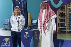 Isabel Osório treina e é coordenadora técnica do futebol de uma das academias do Al-Ula, na cidade com o mesmo nome - Foto: D.R.