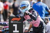 Pierre Gaslu celebra a primeira 'pole' da carreira