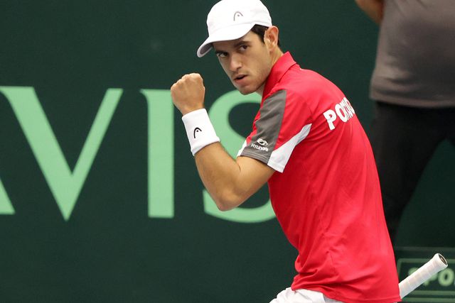 Nuno Borges nas meias em Shenzhen