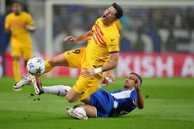 Barcelona: Lewandowski é baixa por lesão depois de saída prematura no Dragão