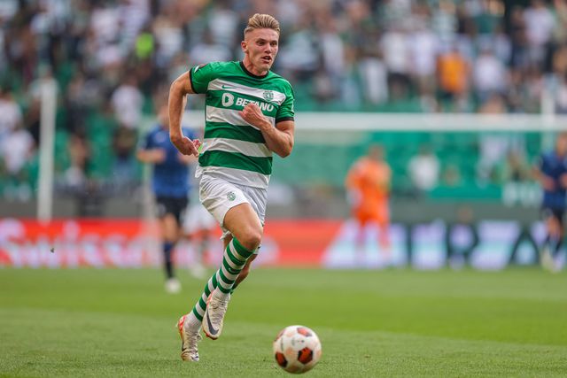 Vídeo: Gyokeres reduz para o Sporting de penálti