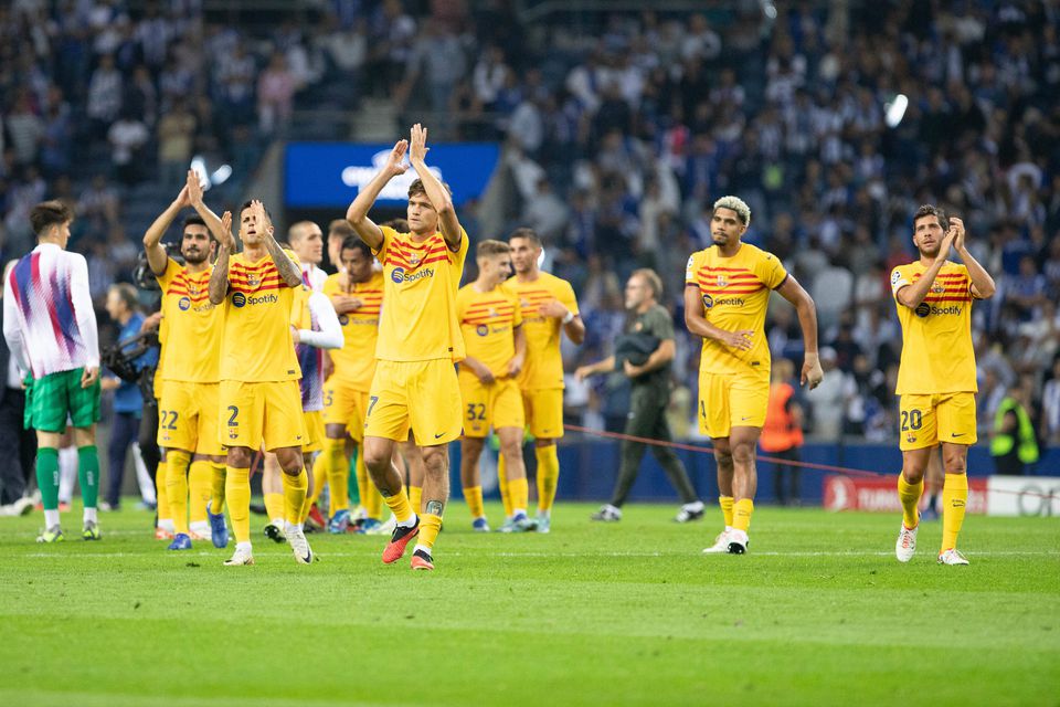 «Agradecidos ao VAR», «sorte frente ao rival mais temido»: imprensa espanhola analisa FC Porto-Barcelona