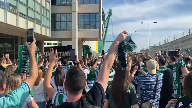 Equipa do Sporting já está no estádio