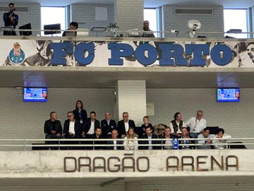 André Villas-Boas a assistir ao arranque do futsal do FC Porto (foto e vídeo)