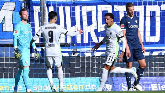 Tiago Tomás marca e assiste na vitória do Wolfsburgo em Bochum