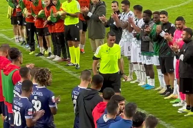 Momento emocionante na despedida do árbitro Nuno Almeida