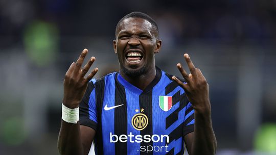 Serie A: Super-Thuram mantém Inter próximo do Nápoles