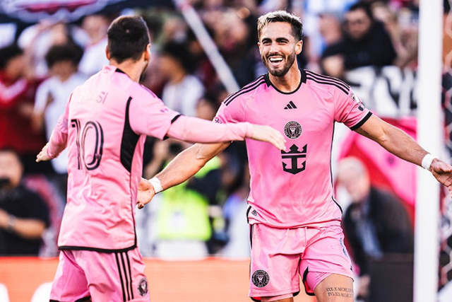 Messi salta do banco e ex-Famalicão decisivo na vitória do Inter Miami