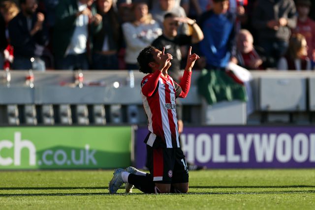 Primeira parte de loucos e Fábio Carvalho derrubam Wolves (com quatro portugueses)